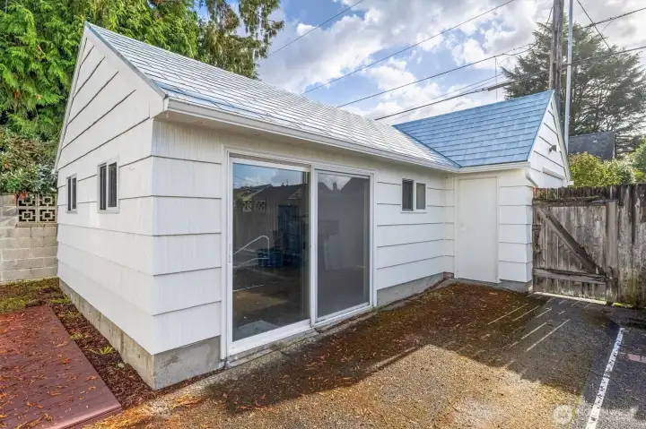 2nd detached finished space