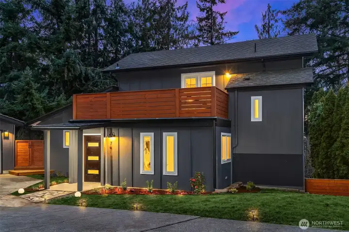 A home that was meticulously reworked over every square inch. Enjoy the experience