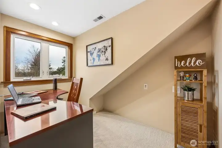 Loft Office/Flex Space Upstairs