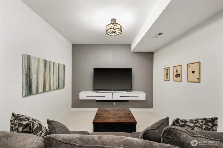 Huge Space Perfect for Entertaining