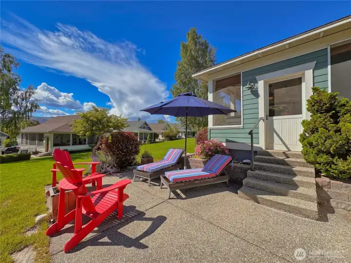Outdoor patio connected to the enclosed veranda enhances the home’s comfortable indoor-outdoor flow. Outdoor patio connected to the enclosed veranda enhances the home’s comfortable indoor-outdoor flow.