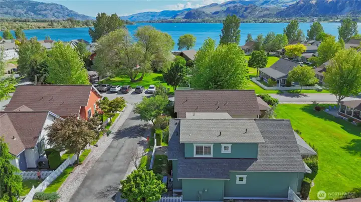 This gorgeous Christ Craft cottage is just steps to community amenities and the sandy beach along Lake Osoyoos. This gorgeous Christ Craft cottage is just steps to community amenities and the sandy beach along Lake Osoyoos.