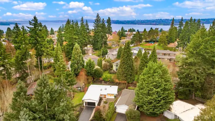 Located in a private cul de sac! Located in a private cul de sac!