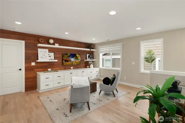 Loft area with built in cabinets large and spacious. Loft area with built in cabinets large and spacious.