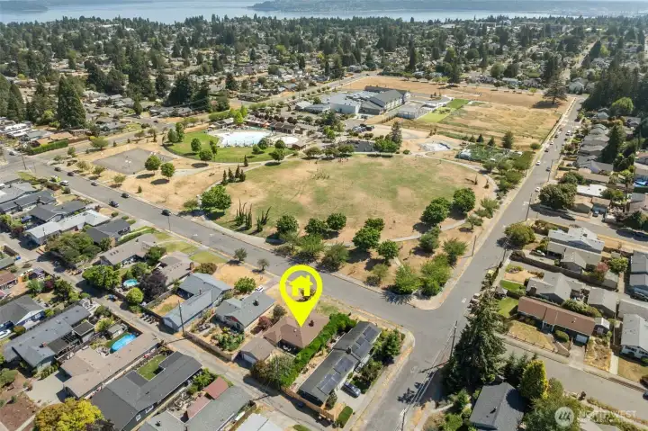 When your neighborhood park is just across the street, every day feels a little more connected. When your neighborhood park is just across the street, every day feels a little more connected.