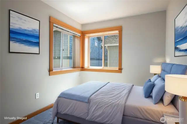 Guest bedroom up has walk in closet!
