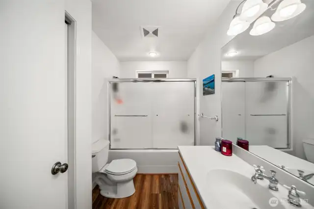 Main Bath.