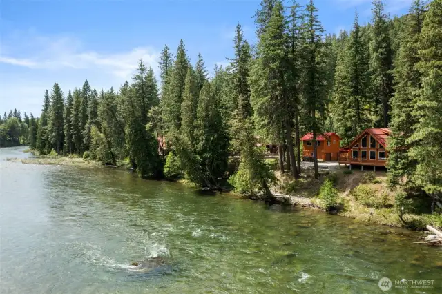 Wenatchee River views with Chalet, ADU and Property.