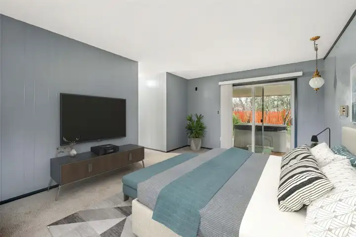 Primary Bedroom (virtually staged)