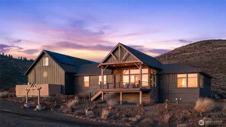 3-bed/2-bath estate offers 2,745 SqFt