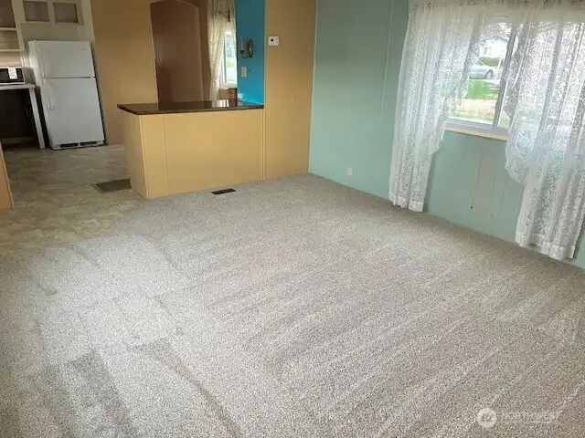 Living Room - New carpet