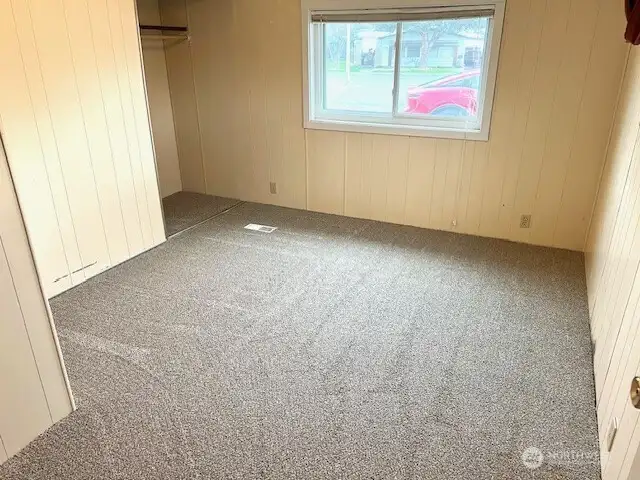 Primary BR - New Carpet