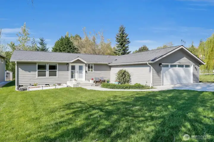 Alternate front angle highlighting curb appeal