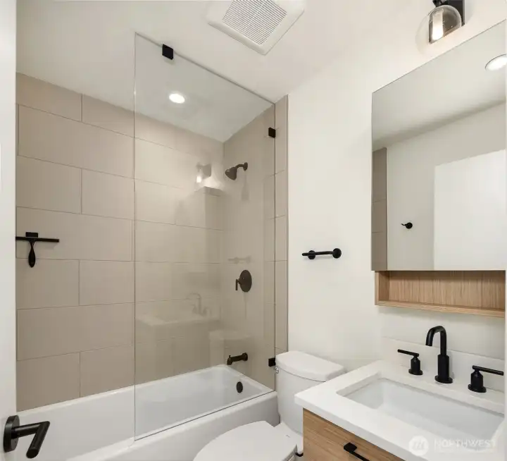 2nd bathroom adjacent to 2 additional bedrooms 2nd bathroom adjacent to 2 additional bedrooms