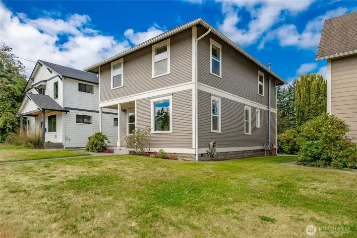 One bedroom and bath on the main, 4 bedrooms and 2 baths upstairs.