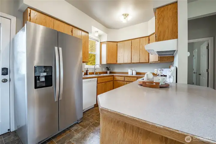 Cheerful kitchen.