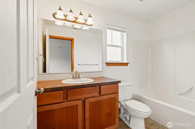 Bath off Primary