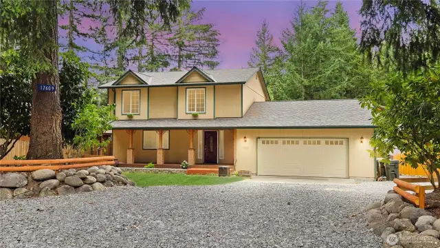 Tucked away in the Clearwood community, you get to enjoy lake life, walking trails, pool access, gated entry.