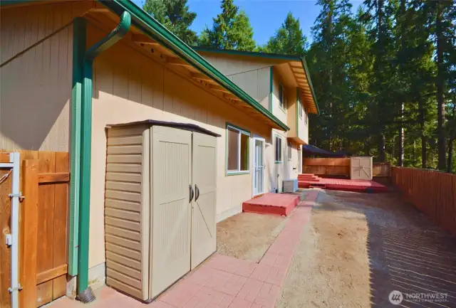 brick walk ways and storage to stay