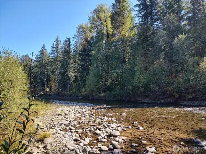 Wind River Frontage