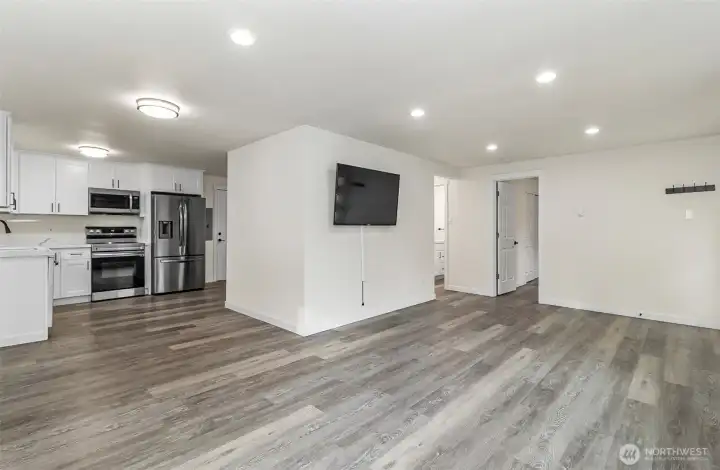 Showing the open concept, Great flow to this home