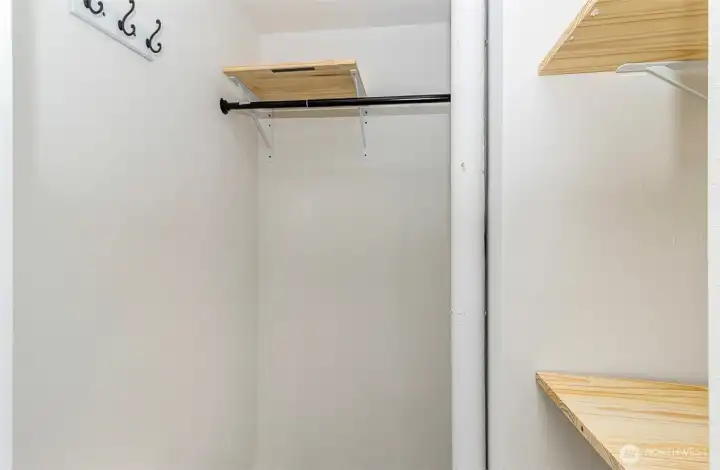 Great shelving and room to work with