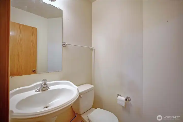 26127 - Guest half bath