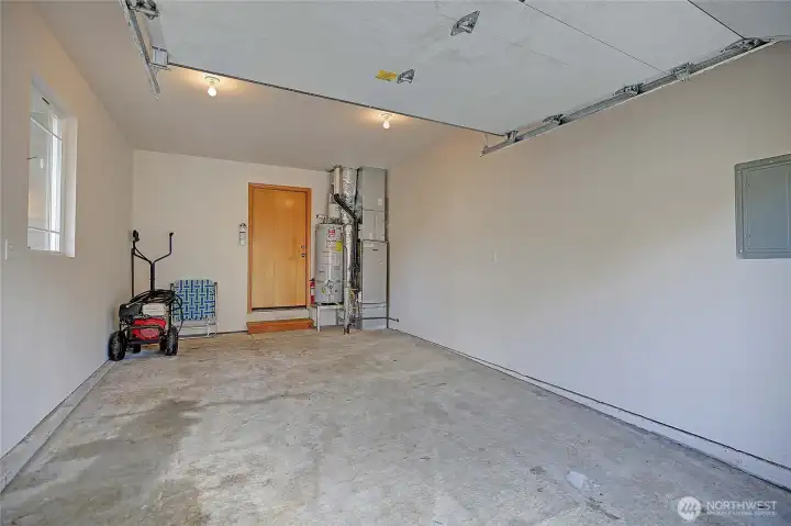 26127 - One car garage with storage space