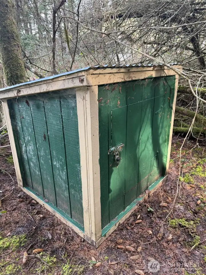 Small storage for your camping gear