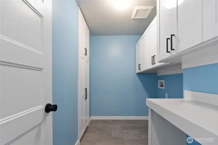 Custom laundry room