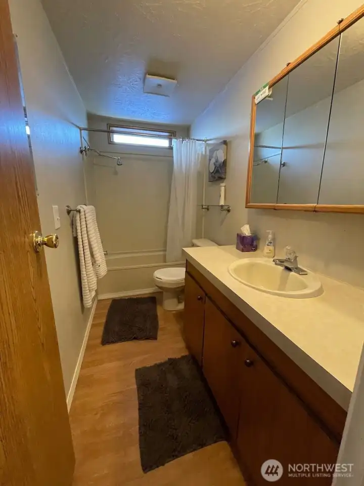 Main full bath