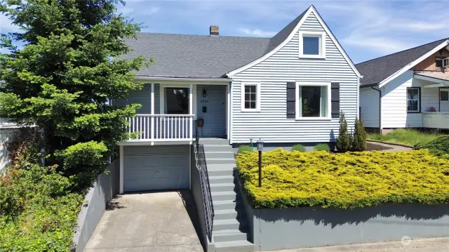 Welcome to this remodeled Tacoma Gem!