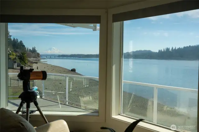 Mt. Rainier in all its glory will captivate during stunning sunrises and sunsets.