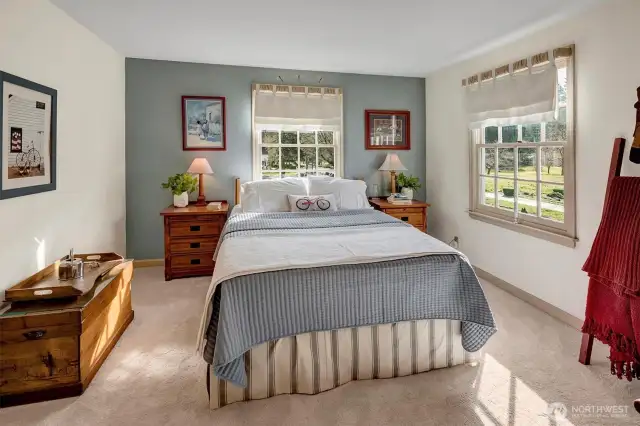 2nd  bedroom