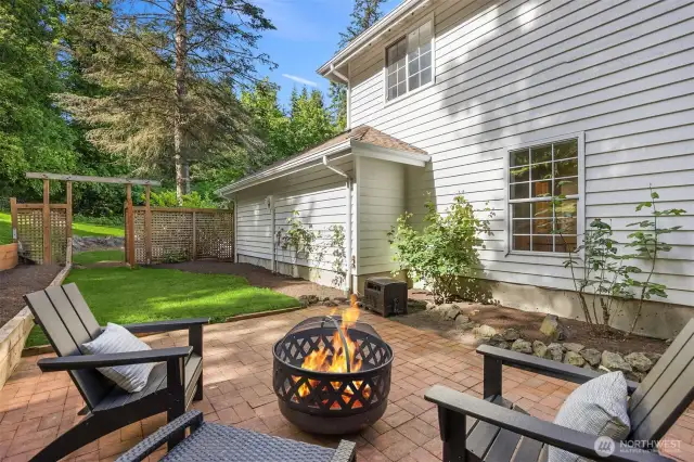 The welcoming patio is ready for summer!