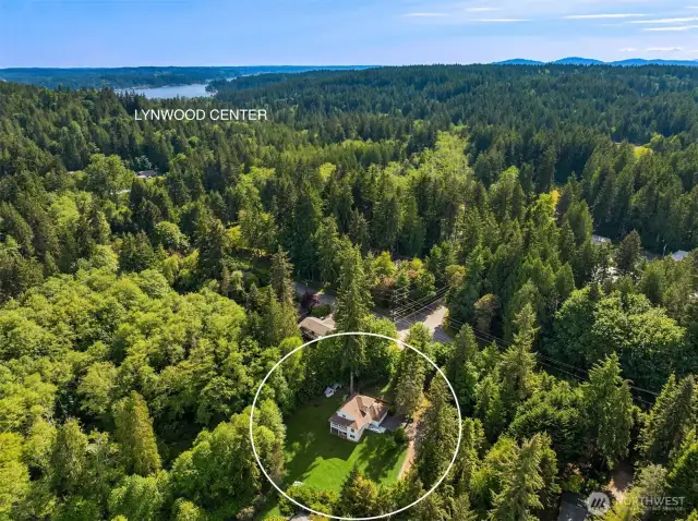 Easy access to Lynwood Center, Fort Ward, and Gazzam Lake trails