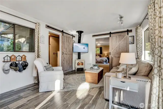 Looking towards the bedroom and bathroom.