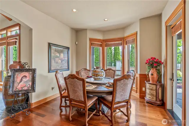 Huge breakfast nook w/views of gorgeous outdoor space...