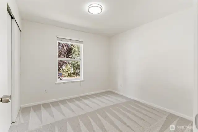 Spacious room for your office, home gym or guest room.