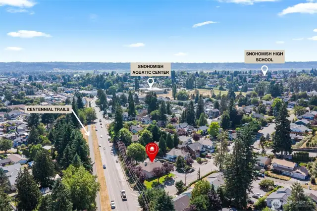 Minutes from Snohomish Aquatic Center, Downtown Snohomish, & Centennial Trail