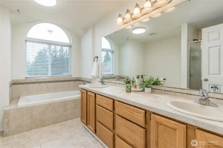 5-Piece primary bathroom