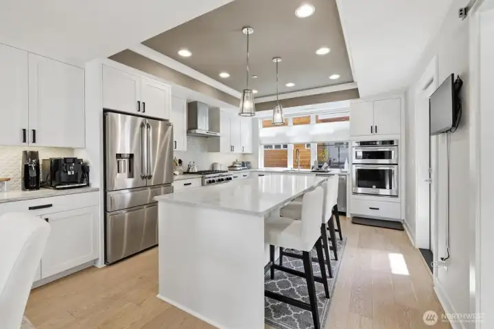 Dining area + kitchen
