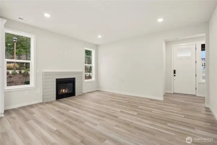 Photos of a previously completed home. Actual colors and finishes may vary. See site agent for details.