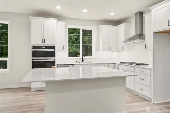 Photos of a previously completed home. Actual colors and finishes may vary. See site agent for details.