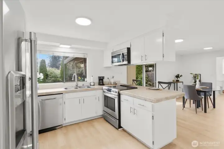 Plenty of space for all that great home cooking!