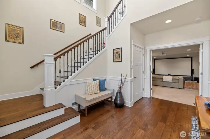 Very spacious entrance foyer, large enough to accommodate a bench, a console. The coat closet is deep for more storage.