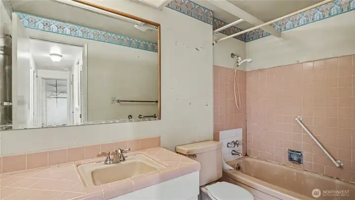 Upstairs bathroom