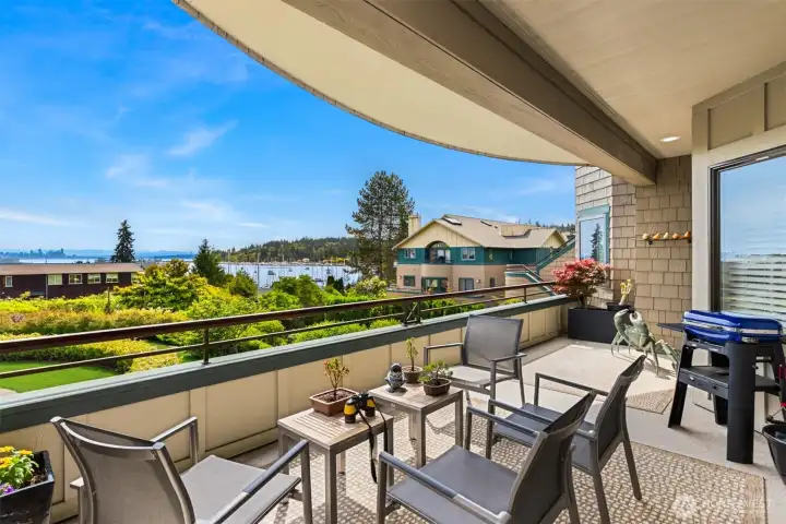 The deck is the first thing everyone gravitates to. Access to the deck from the living room and from the Primary bedroom. Those views are fabulous!!!