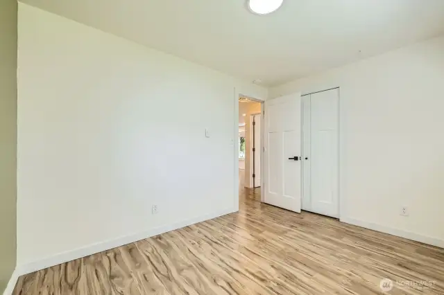 2nd bedroom