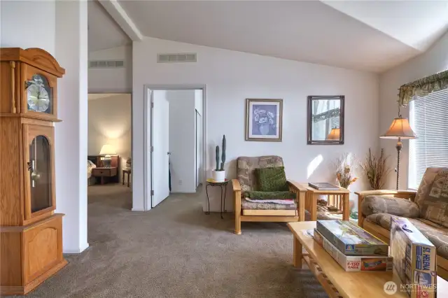 This well maintained 2004 home is ready for you!